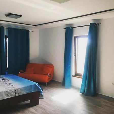Albdevara Mar Srl Vama Veche Exterior foto