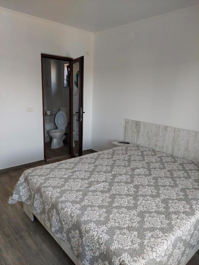 Albdevara Mar Srl Vama Veche Exterior foto
