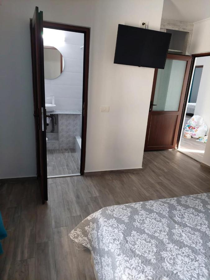 Albdevara Mar Srl Vama Veche Exterior foto