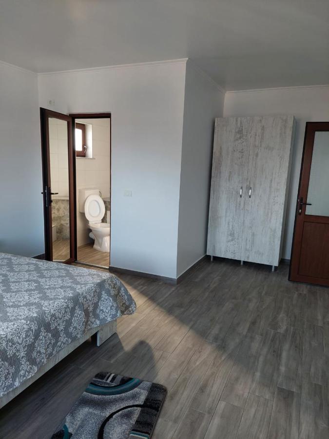 Albdevara Mar Srl Vama Veche Exterior foto